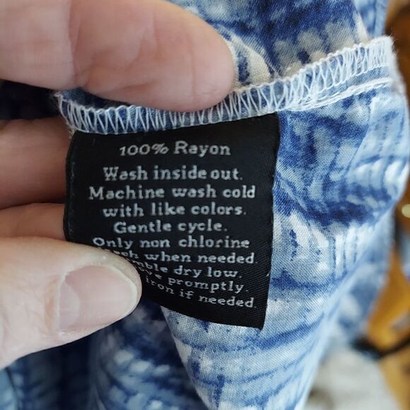 Rock& Republic Women's button down shirt - Picture 5 of 11